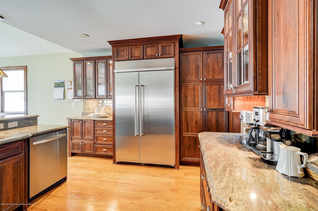 408 4th Avenue - Photo 15