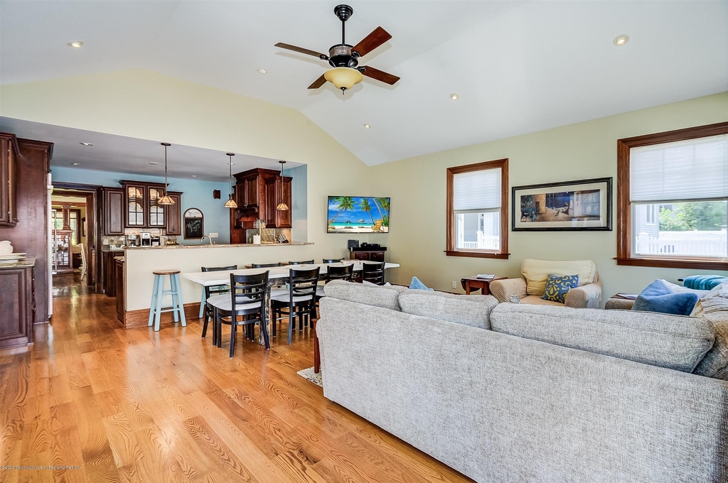 408 4th Avenue - Photo 20