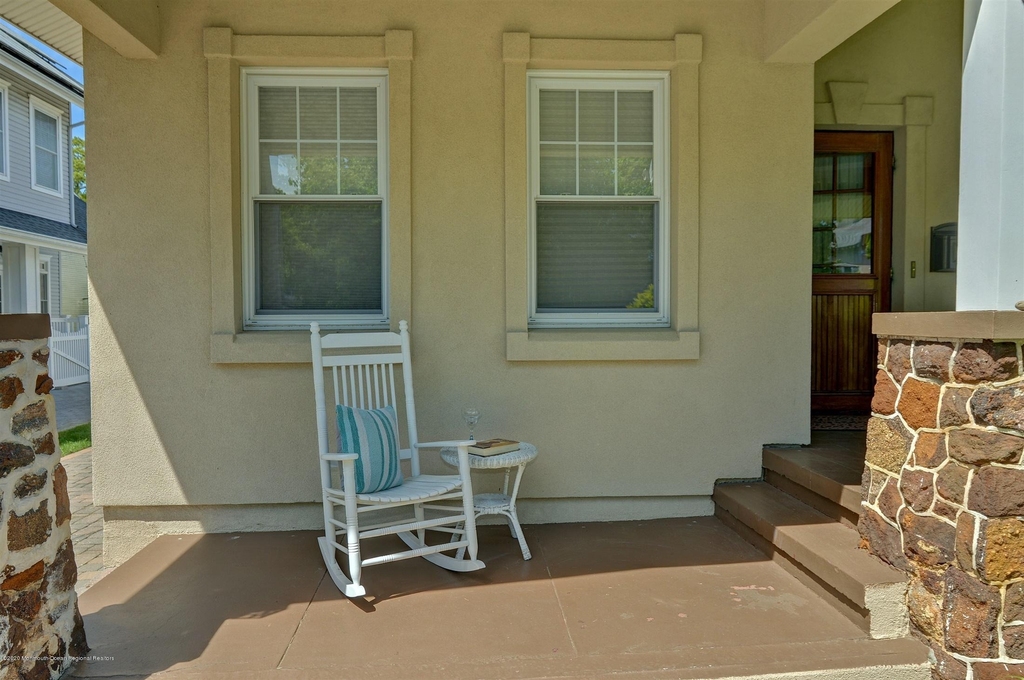 408 4th Avenue - Photo 2