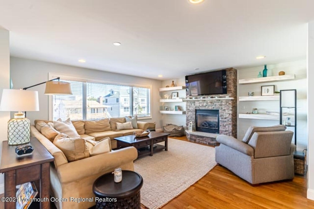 233 12th Avenue - Photo 19