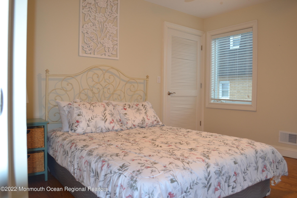 233 12th Avenue - Photo 13