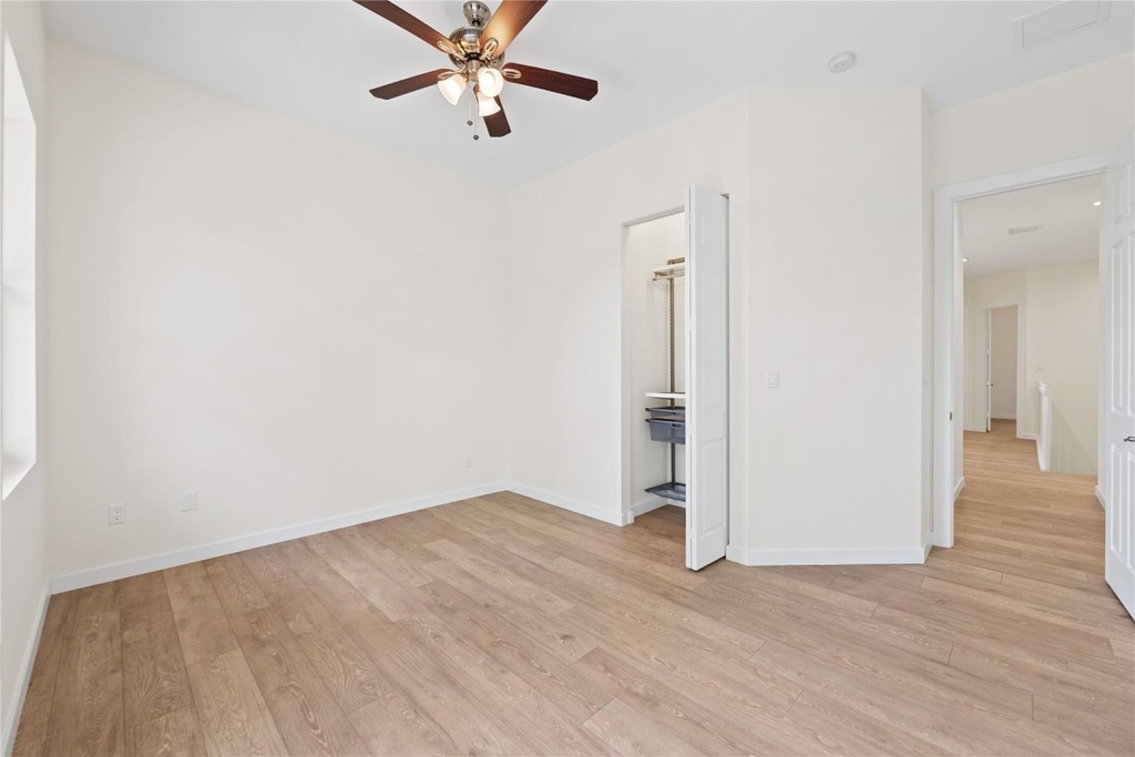 1434 Sw 4th Avenue - Photo 5