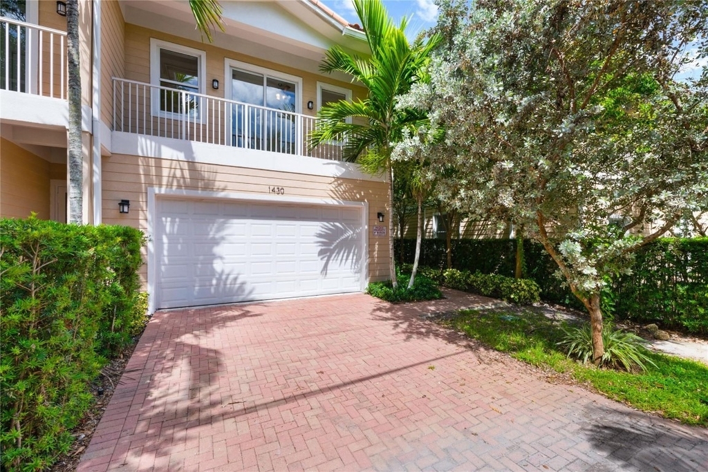 1430 Sw 4th Avenue - Photo 0