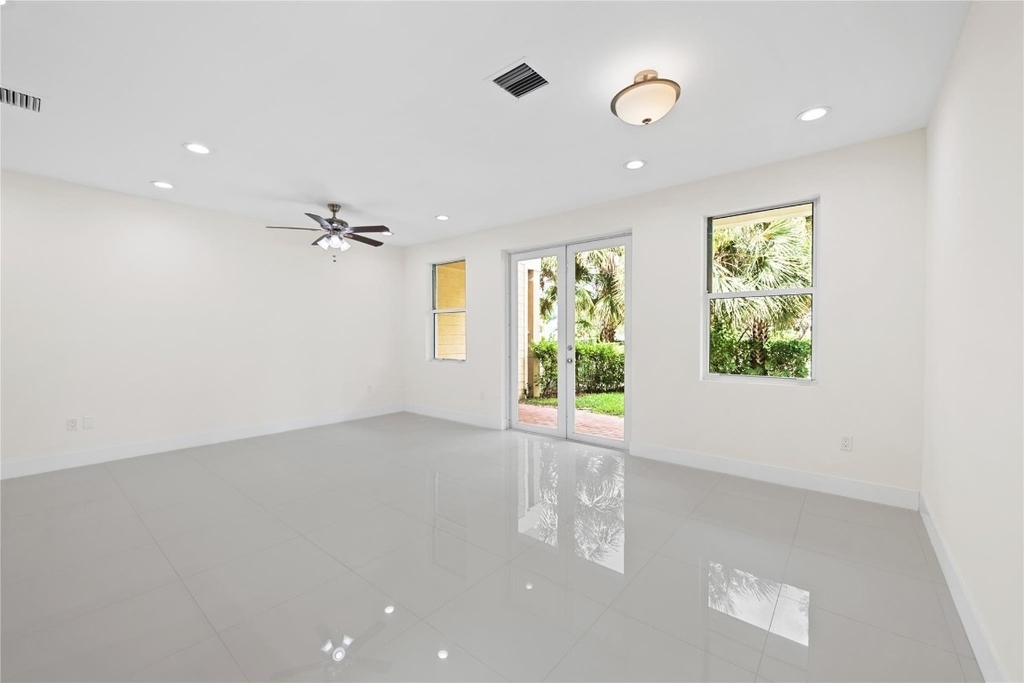 1430 Sw 4th Avenue - Photo 22