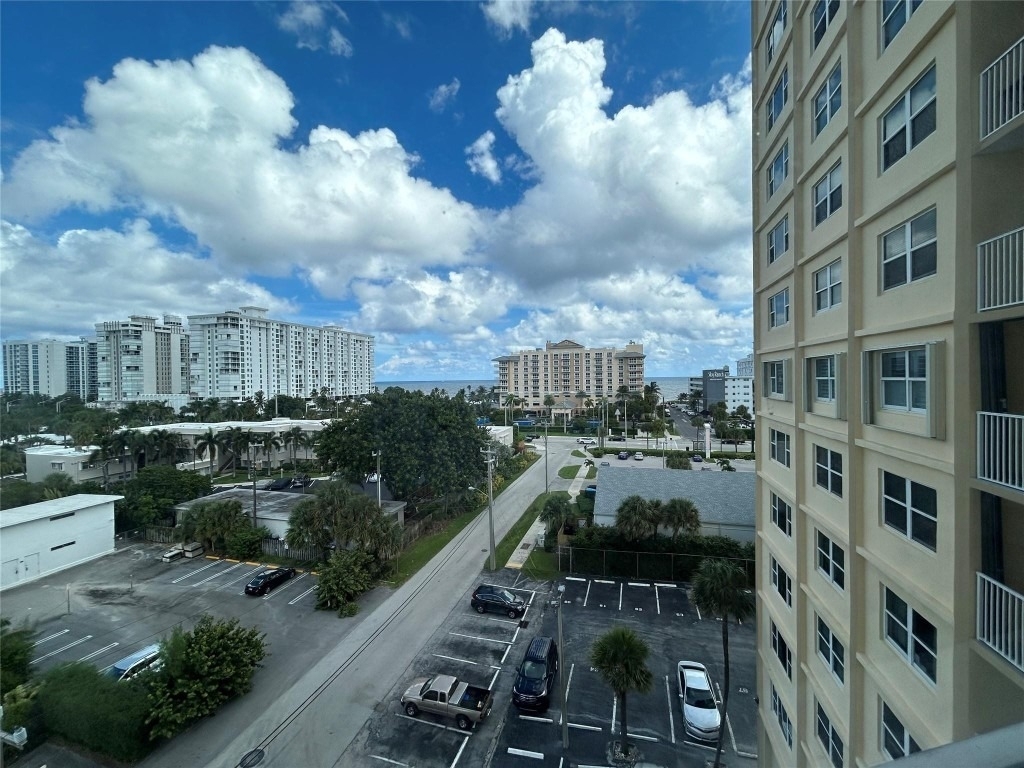 1200 Hibiscus Avenue - Photo 28