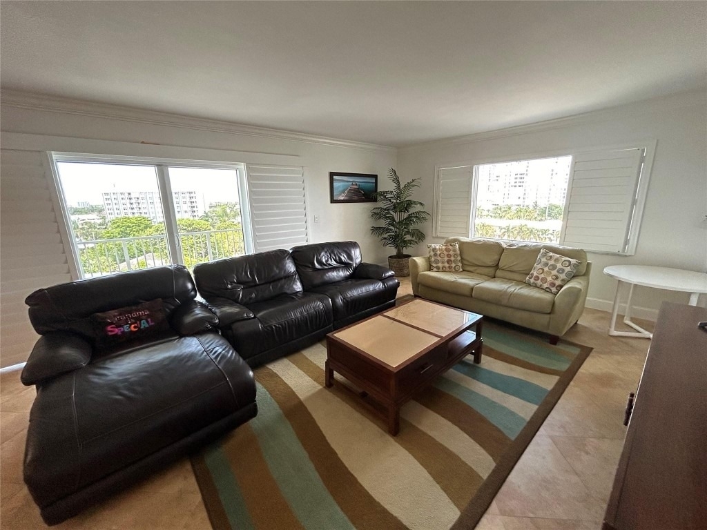 1200 Hibiscus Avenue - Photo 19