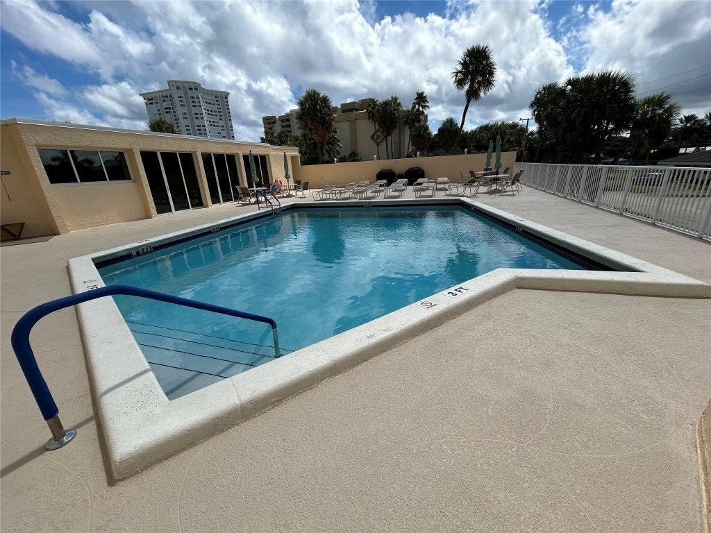 1200 Hibiscus Avenue - Photo 33