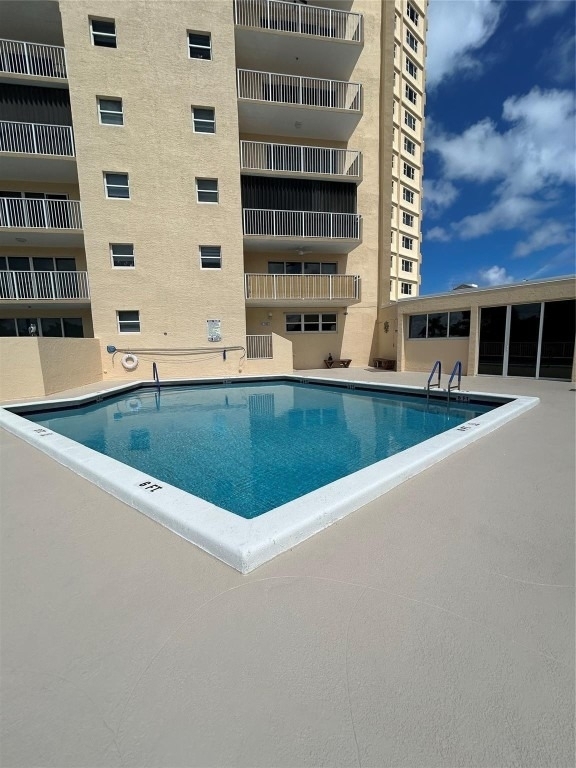 1200 Hibiscus Avenue - Photo 35