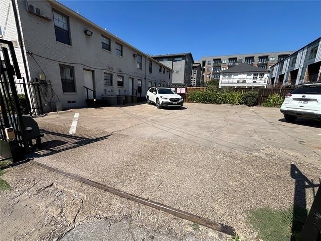 2518 N Fitzhugh Avenue - Photo 9