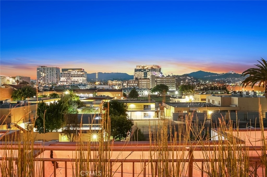 5820 La Mirada Avenue - Photo 4