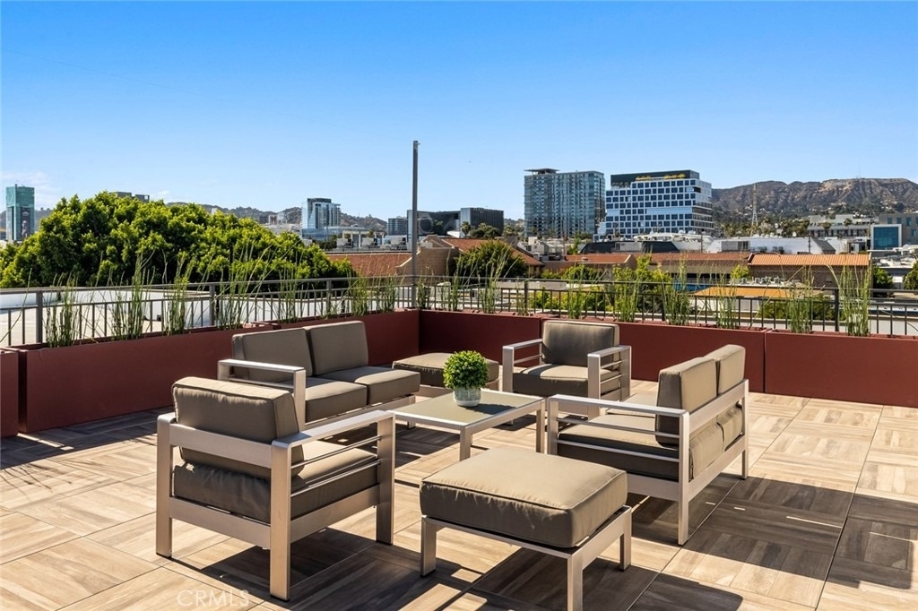 5820 La Mirada Avenue - Photo 15