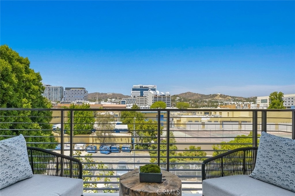 5820 La Mirada Avenue - Photo 41