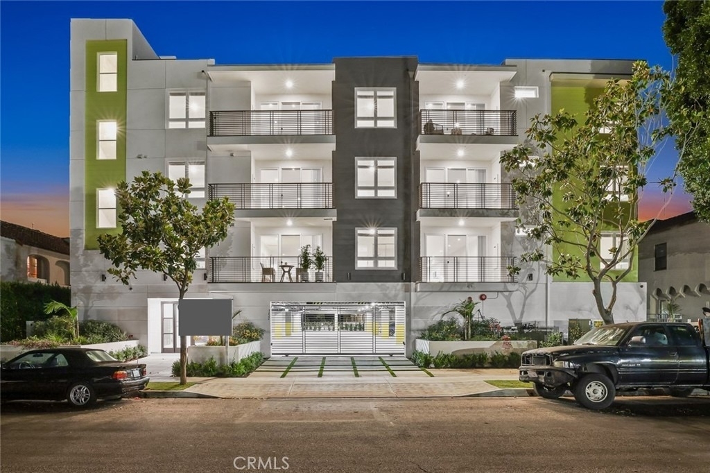 5820 La Mirada Avenue - Photo 0
