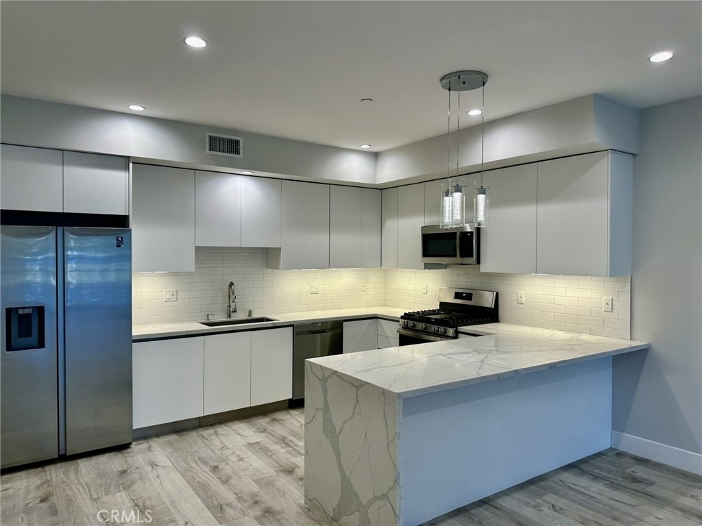5820 La Mirada Avenue - Photo 7