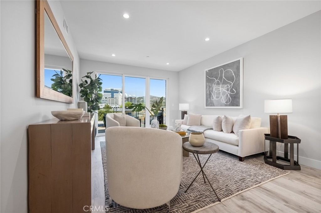 5820 La Mirada Avenue - Photo 22