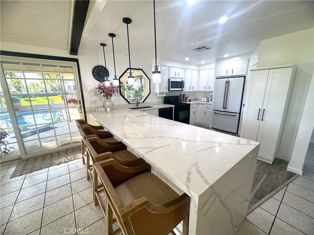 38250 Azalea Drive - Photo 9