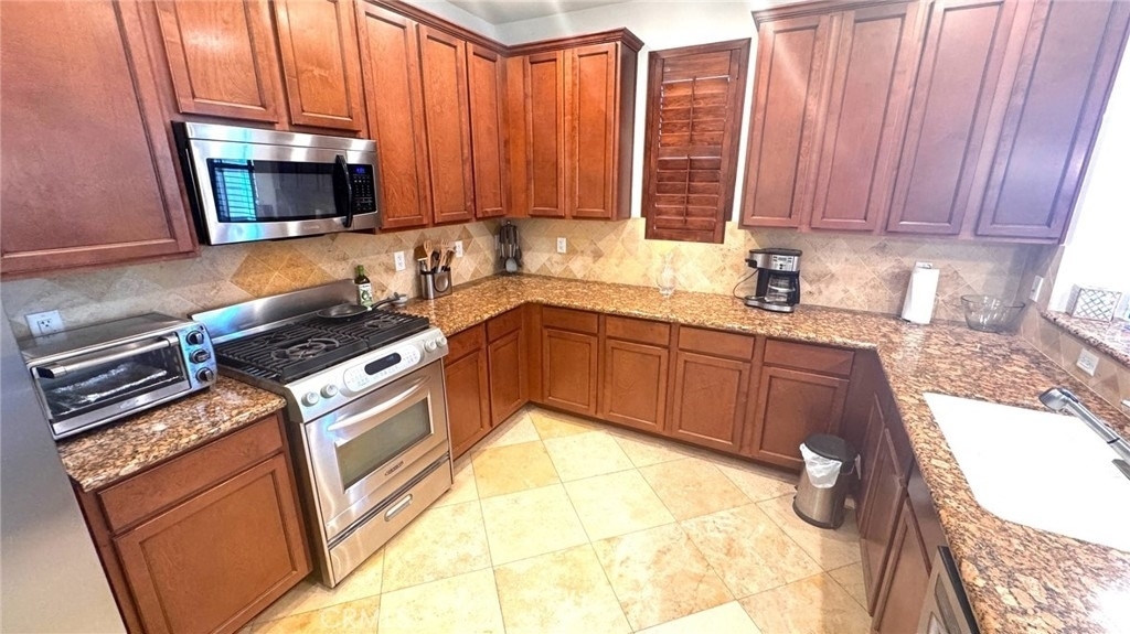 52202 Rosewood - Photo 2