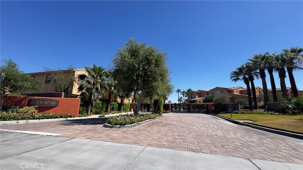 52202 Rosewood - Photo 16