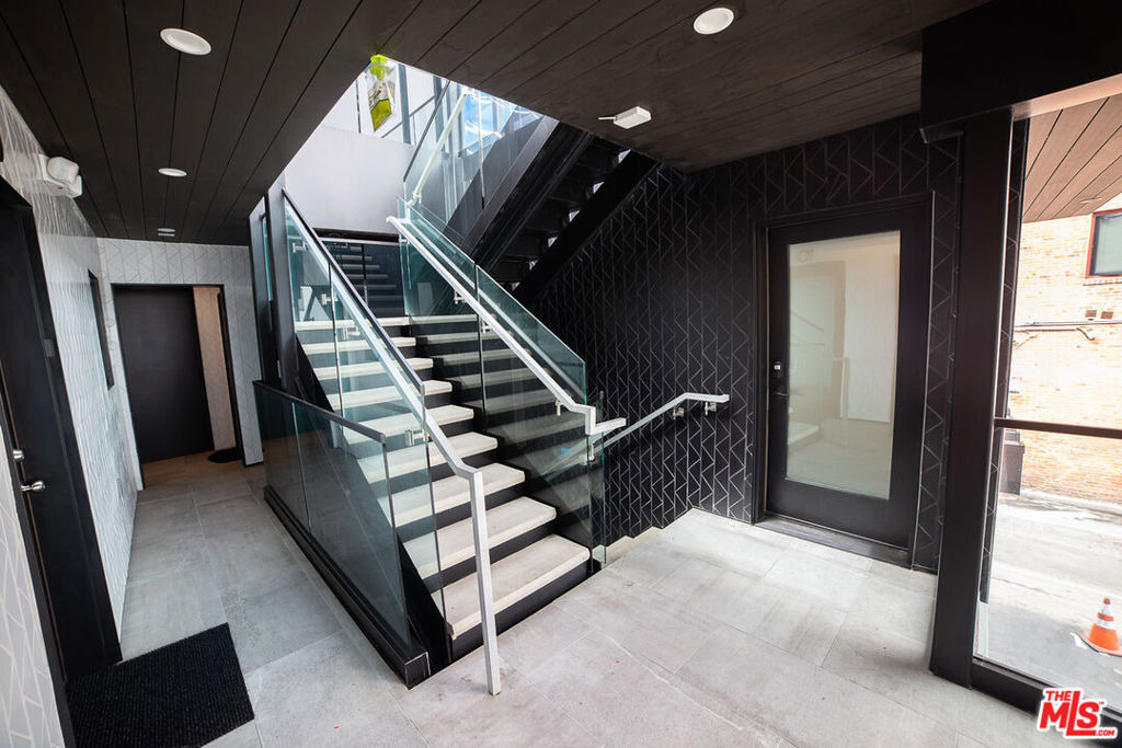 14 Brooks Avenue - Photo 12