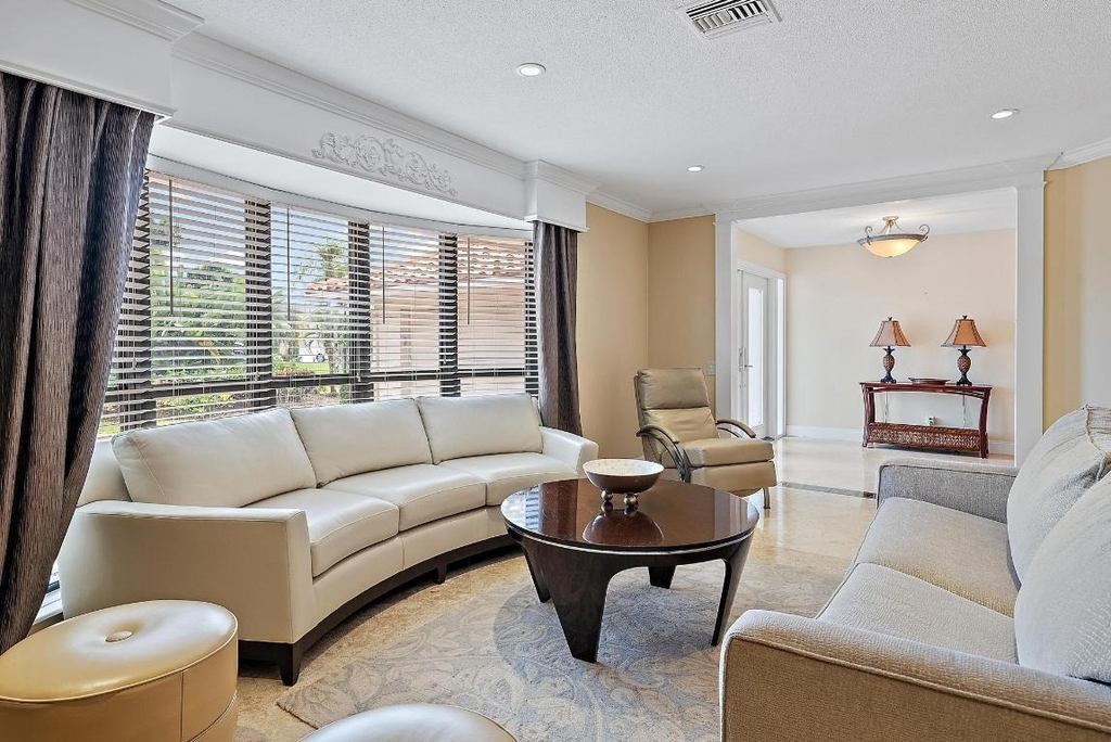 16 Thurston Drive - Photo 7