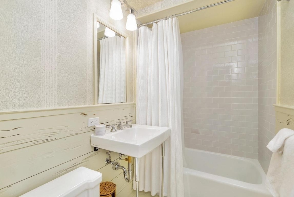 417 Peruvian Avenue - Photo 15