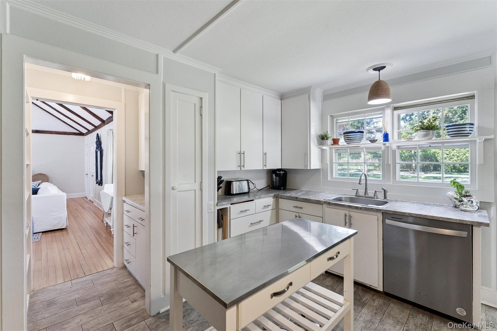 35 Sheppard Street - Photo 3
