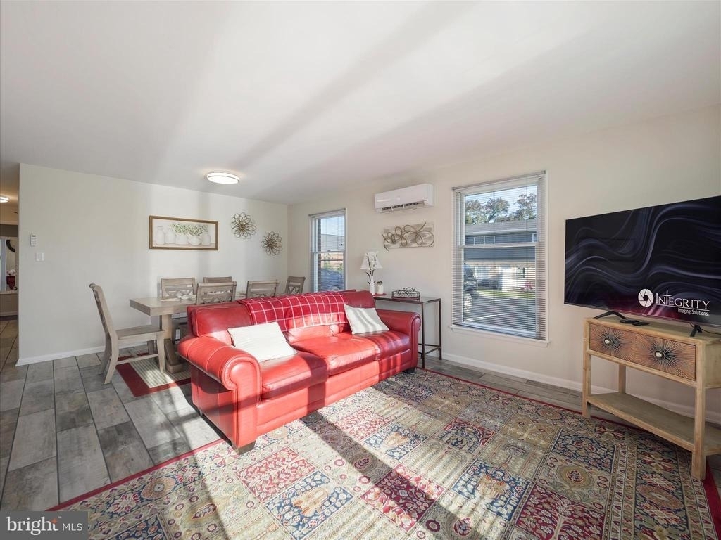 235 S Ridge Avenue - Photo 14