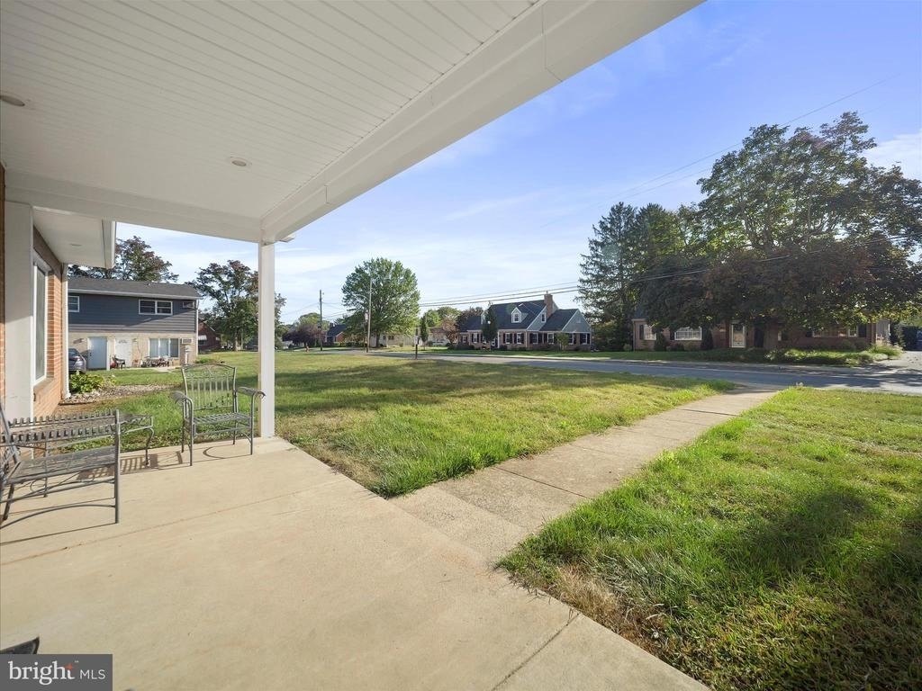 235 S Ridge Avenue - Photo 12