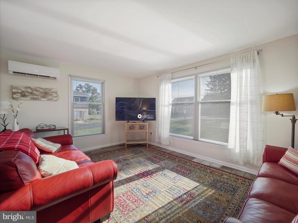 235 S Ridge Avenue - Photo 13