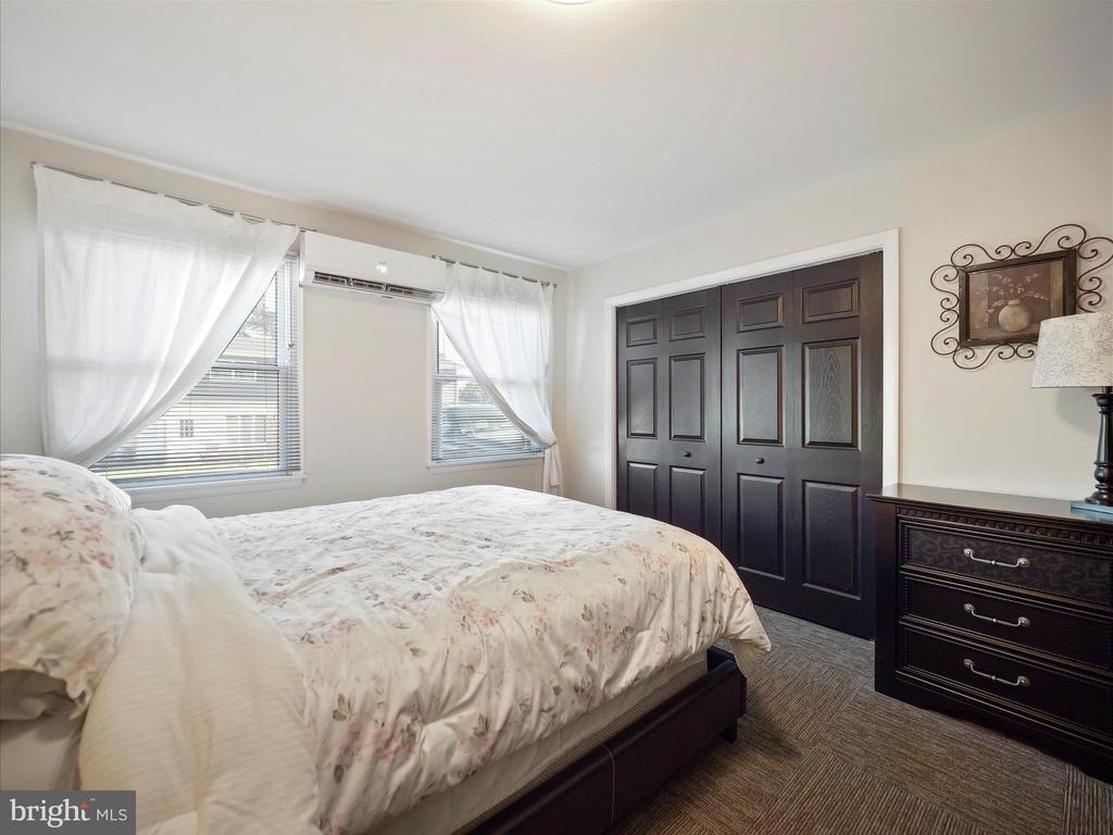 235 S Ridge Avenue - Photo 24