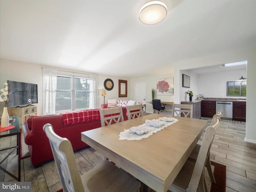 235 S Ridge Avenue - Photo 16