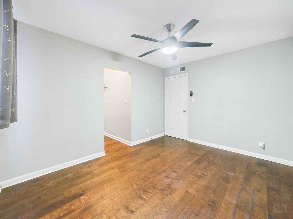 3018 1st St - Photo 24