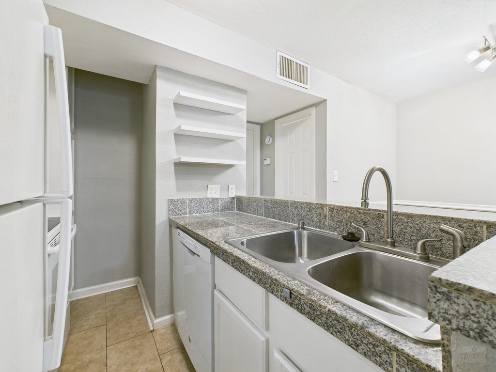 3018 1st St - Photo 14