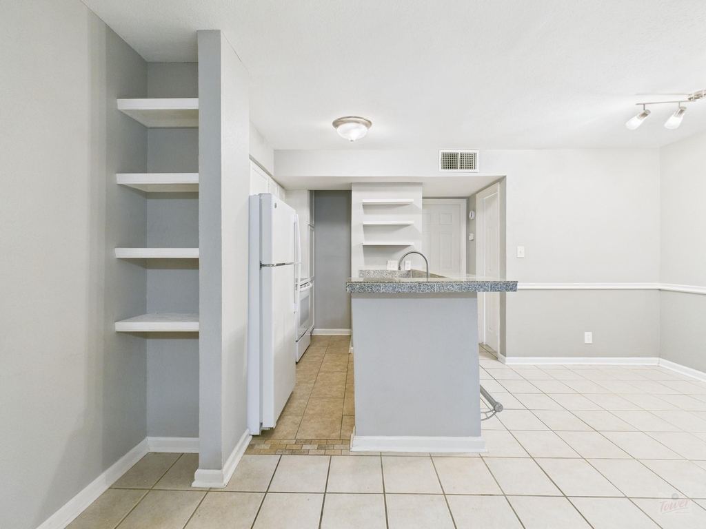 3018 1st St - Photo 13