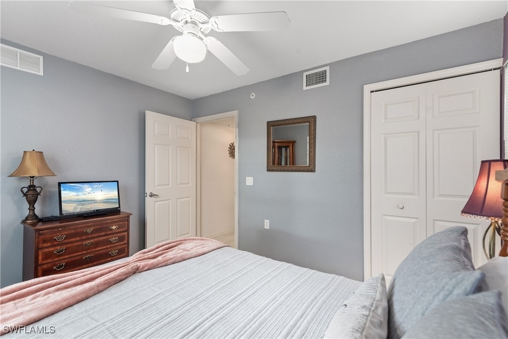 25727 Lake Amelia Way - Photo 16