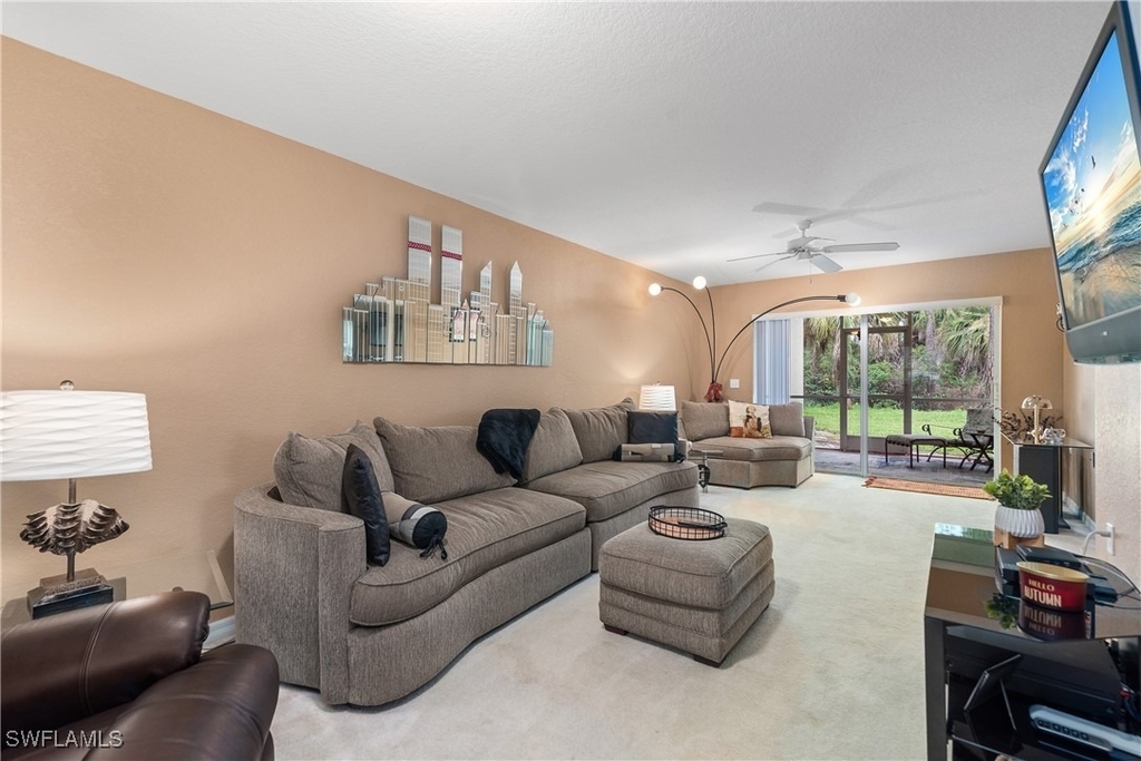 25727 Lake Amelia Way - Photo 3