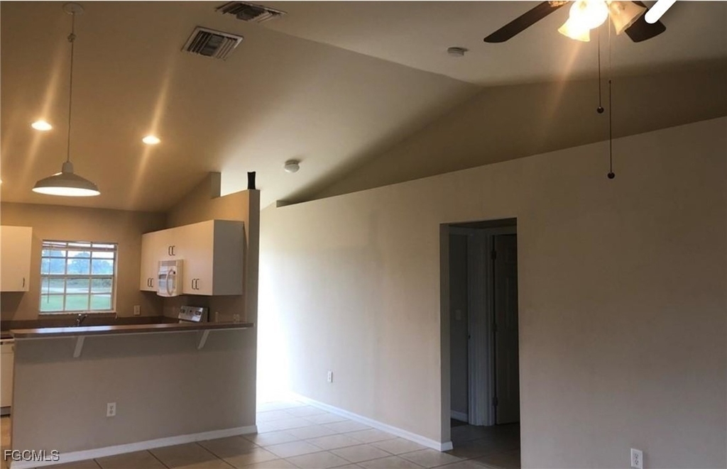 936 Eisenhower Boulevard - Photo 1