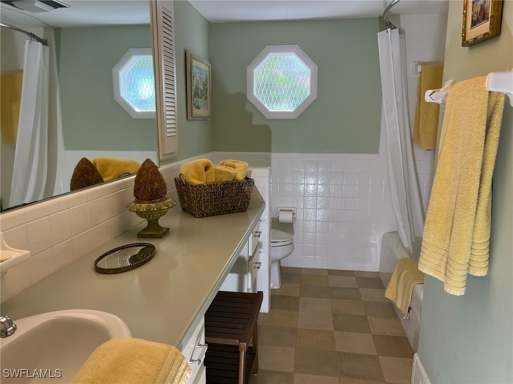 677 18th Avenue S - Photo 10