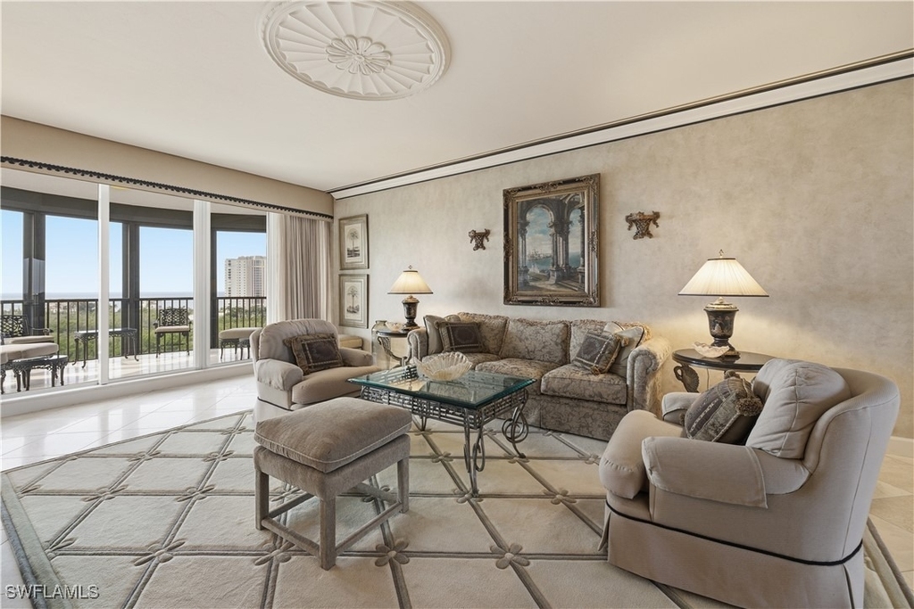 8990 Bay Colony Drive - Photo 14