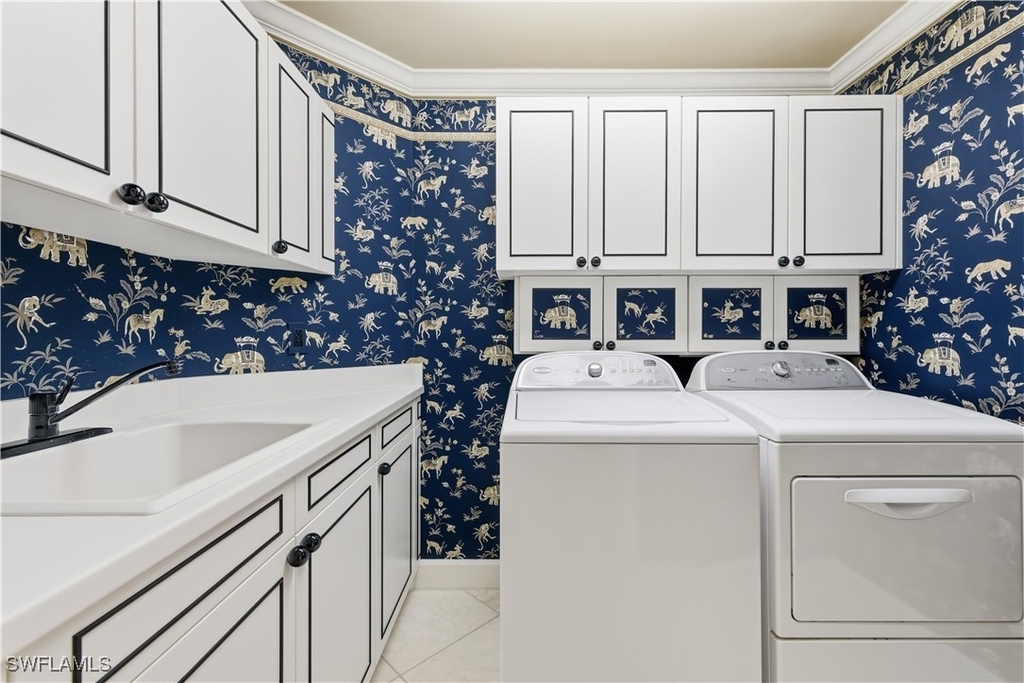 8990 Bay Colony Drive - Photo 32