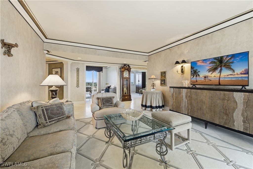 8990 Bay Colony Drive - Photo 16