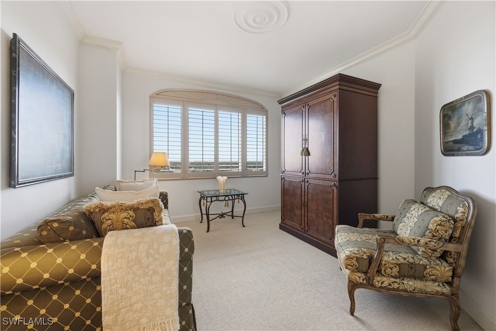 8990 Bay Colony Drive - Photo 11