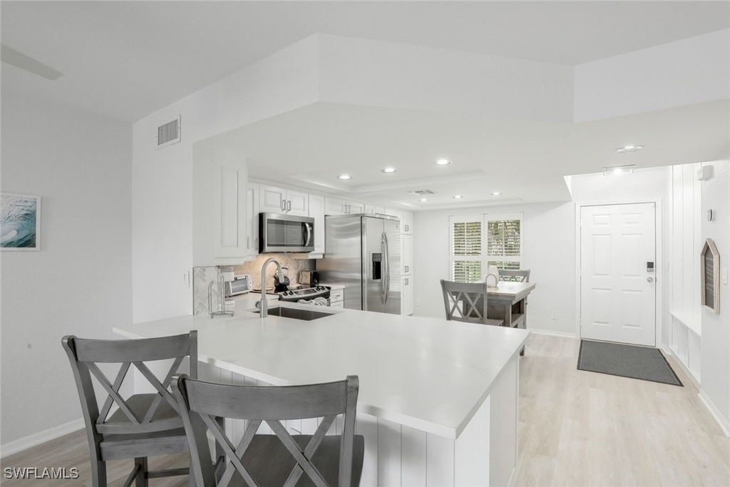 9101 Vanderbilt Drive - Photo 5