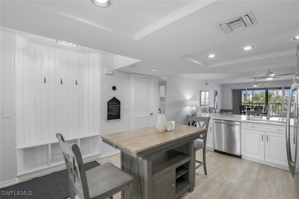 9101 Vanderbilt Drive - Photo 4