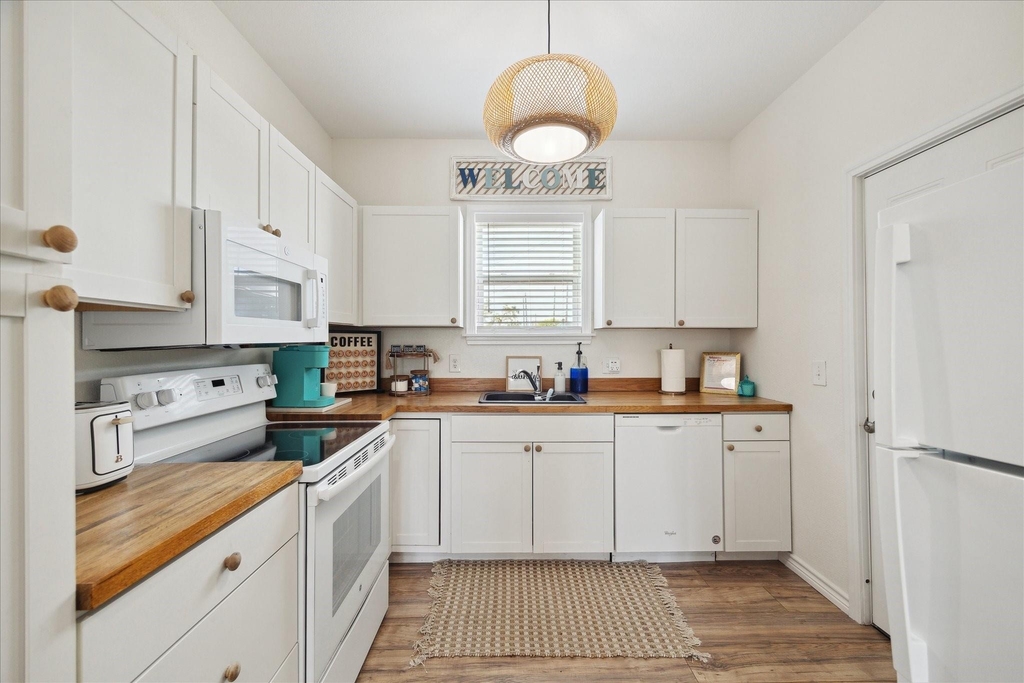 1213 55th Street - Photo 5