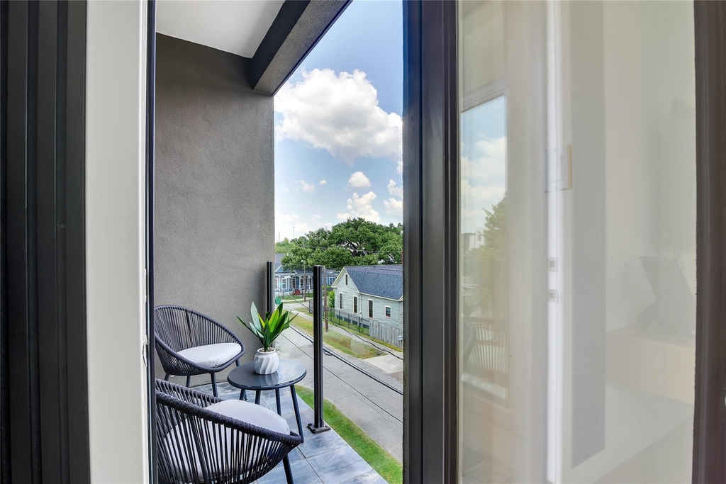 1411 Hickory Street - Photo 16