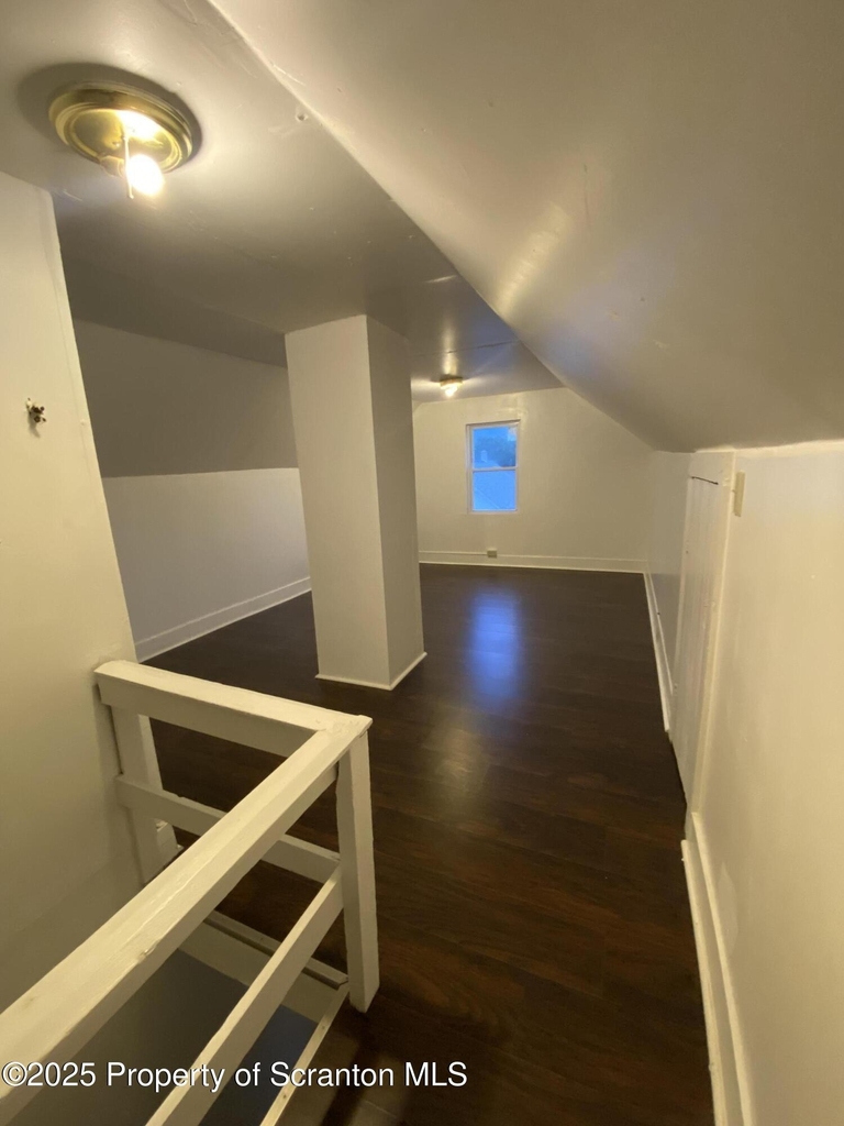2122 Belmont Terrace - Photo 7