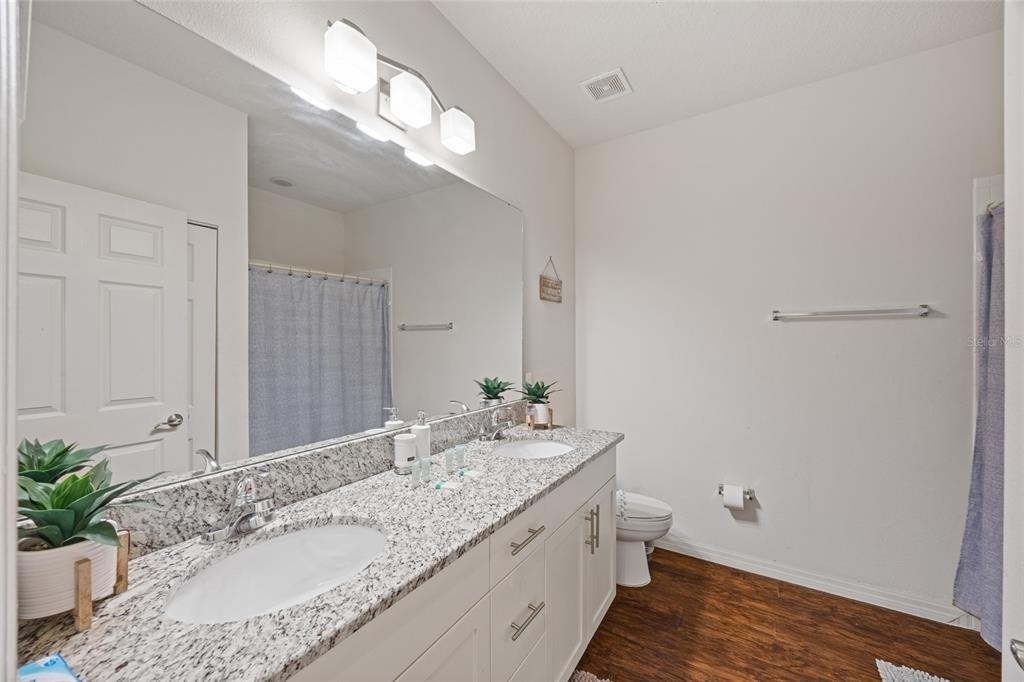 8945 Shine Drive - Photo 11