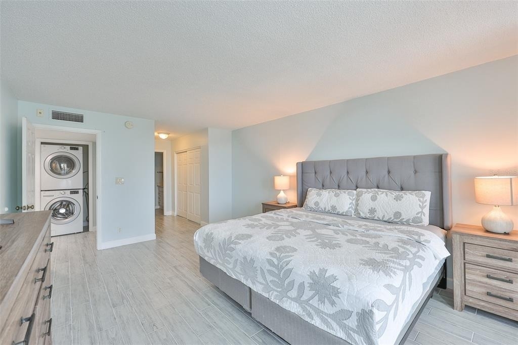 1400 Gulf Boulevard - Photo 17