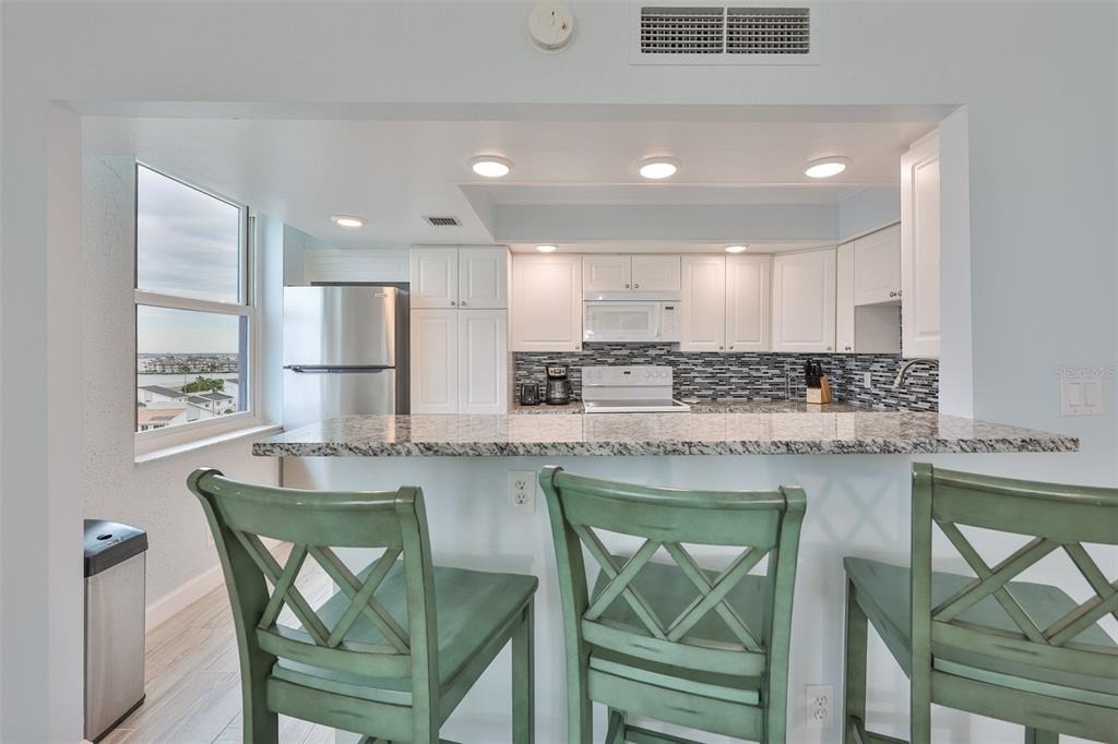 1400 Gulf Boulevard - Photo 8